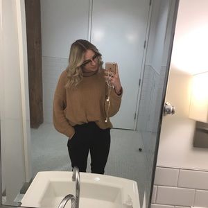 Meet your Posher, Chaeli